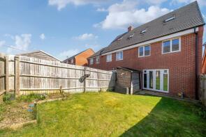 63, Hawthorn Avenue, Andover SP11 6YU