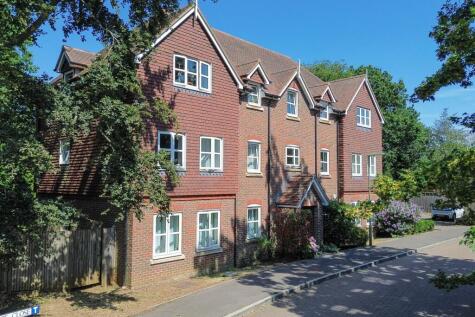 Reris Grange Close, Milford, Godalming, Surrey, GU8
