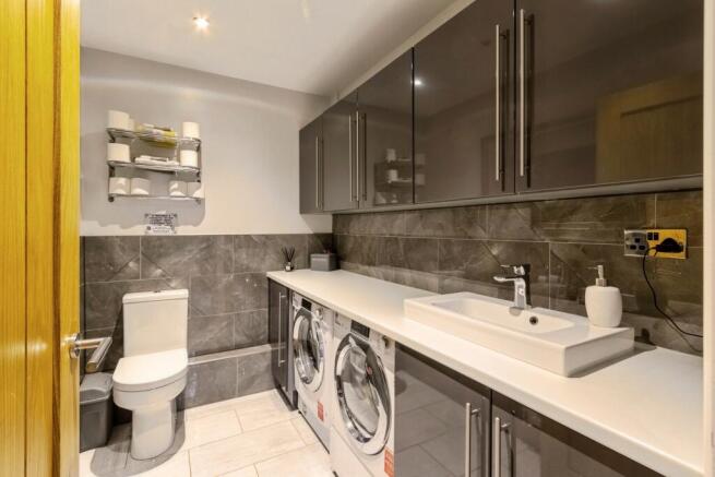 4 bed Mews for sale Image 12