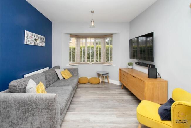 Living/Dining Area