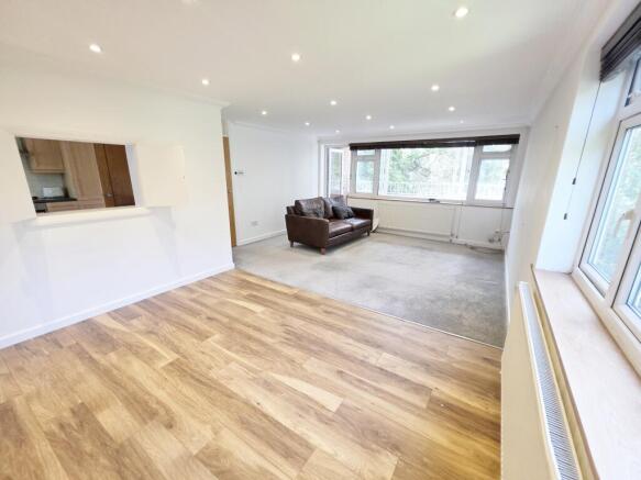 21ft Reception