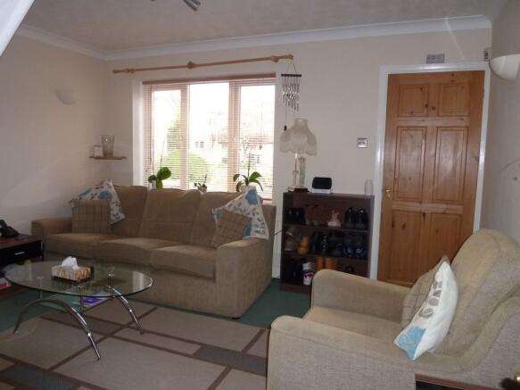 SITTING ROOM