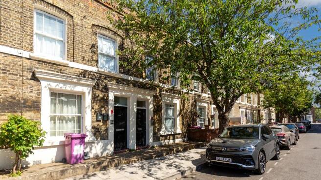 82A Grantley Street, Bethnal Green, London, E1 4BT