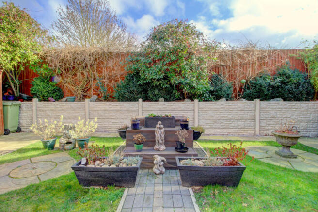 Garden (2)
