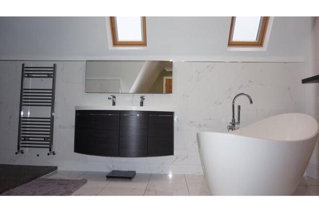 Master En-suite