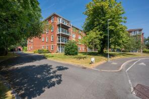 Flat 11, 3 Sandringham House, Aughton Park Drive, Ormskirk L39 5RA