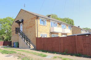62, Beta Road, Farnborough GU14 8PQ