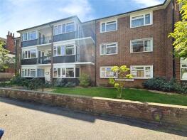 9, Ravensview Court, Portsmouth Road, Surbiton KT6 4HP