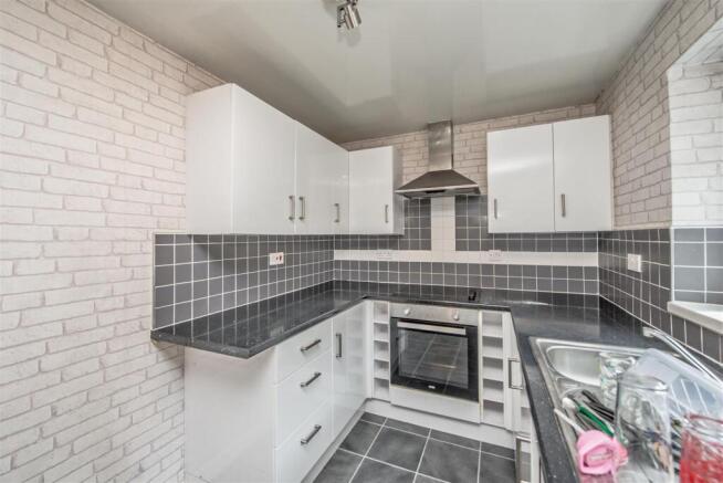 3 bed Detached Bungalow for sale Image 5