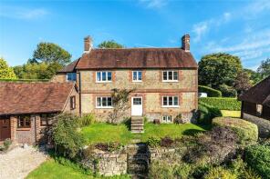 1, Colliers Farm Cottages, Midhurst Road, Haslemere GU27 3EX