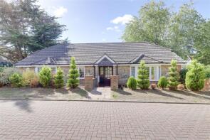 12, Roundwood, Salvington, Worthing BN13 3GZ
