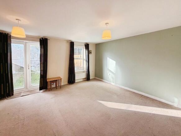 Rowans Crescent, Basford, Nottingham photo 3