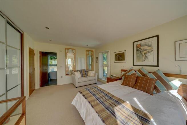 48a Worcester Rd (13