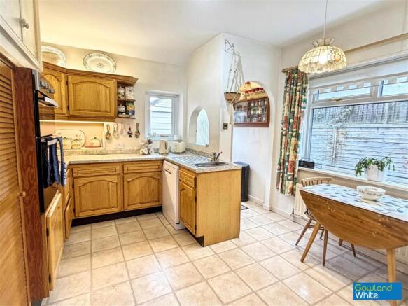 4 bed Semi-Detached for sale Image 7