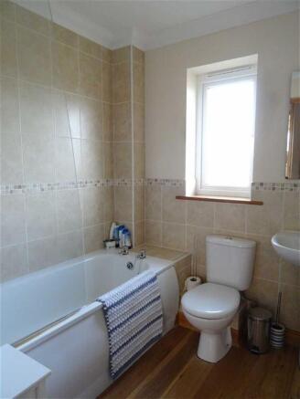 BATHROOM: