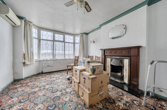 1409737-10-698f2c...