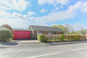 2, Mitton Avenue, Constable Lee, Rossendale BB4 8UR
