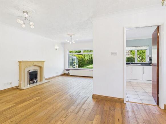 Living/Dining Room