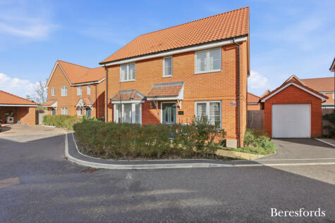 Jefferson Way, Alresford, CO7