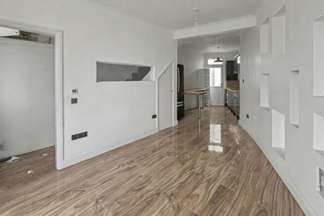 169 Gleneagle Road, Streatham, London, SW16 6AZ