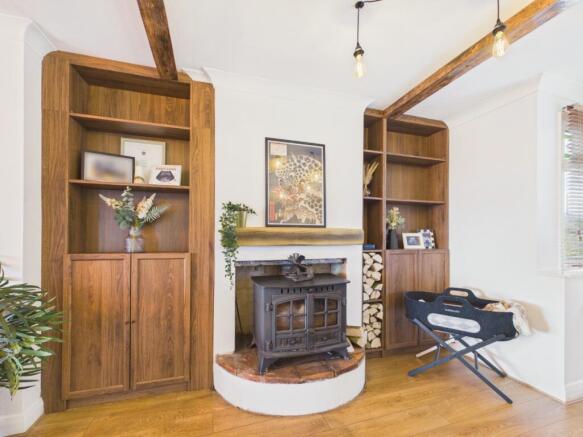 3 bed Semi-Detached for sale Image 9