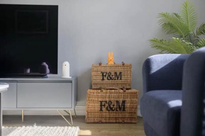 3 bed Town House for sale Image 5