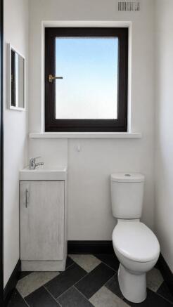 1 bed House Share to rent Image 4