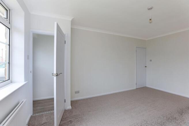 2 bed Semi-Detached Bungalow for sale Image 11