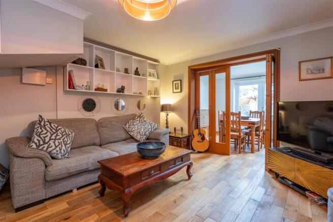 Lounge/Kitchen