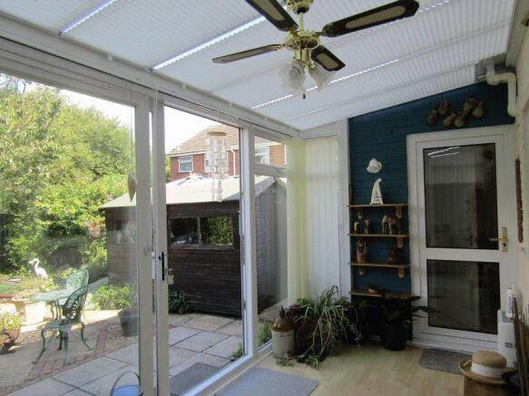 Conservatory w...