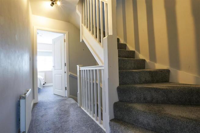 3 bed Town House for sale Image 7