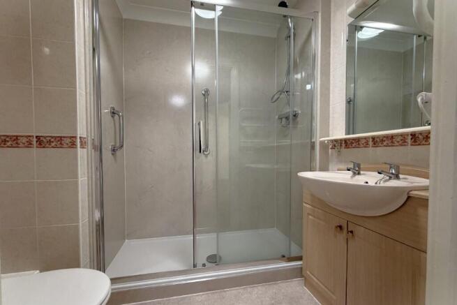 1 bed Apartment for sale Image 6