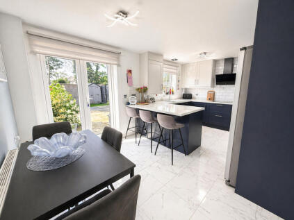 Silbury Mews, Swindon, SN25 3
