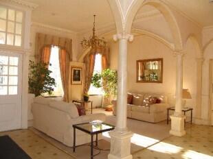 Communal Lounge