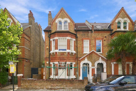 Lessar Avenue, London, SW4
