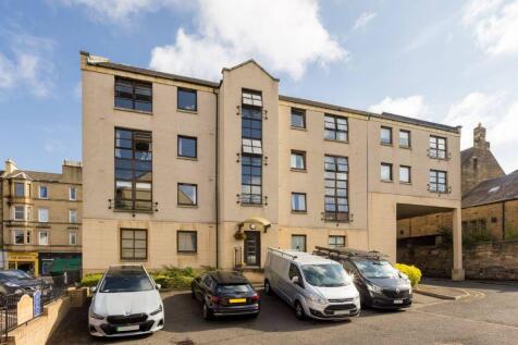 6/11 Rodney Place, Canonmills, Edinburgh, EH7 4FR