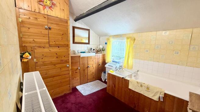 3 bed Cottage for sale Image 12