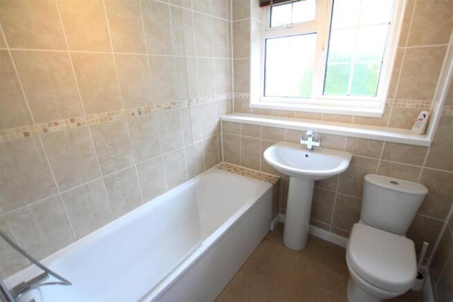 Bathroom.JPG