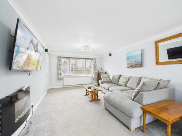 8, Birch Way, Tylers Green, Buckinghamshire, HP10 8BN photo 4