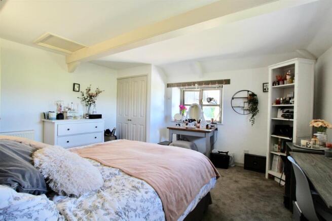 Bedroom 2.jpg