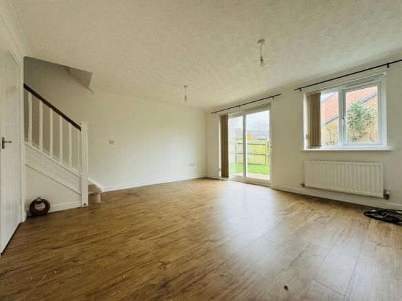 tgate lounge stai...