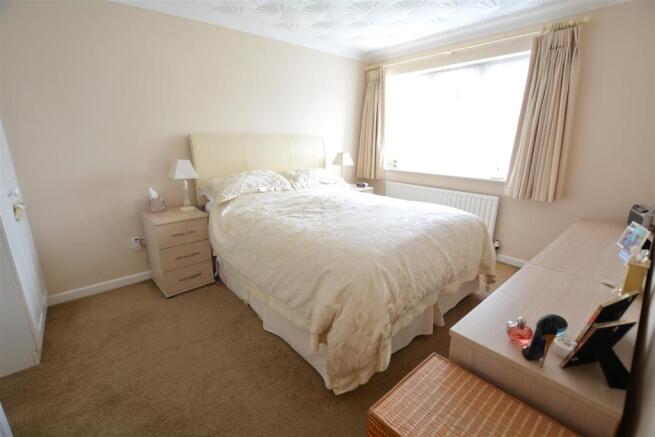 bed1.JPG