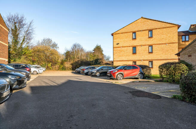 1384042-1-6920710...