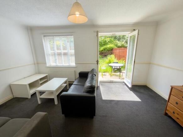 4 bed Town House for sale Image 4