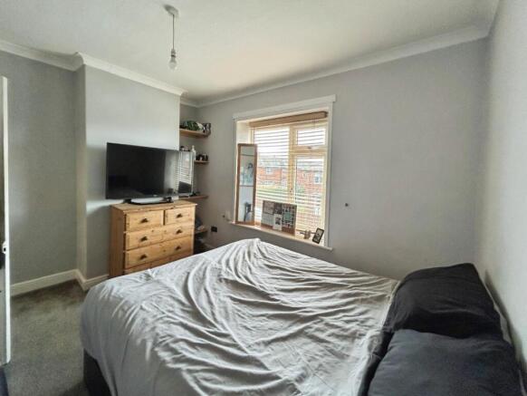 2 bed House for sale Image 9