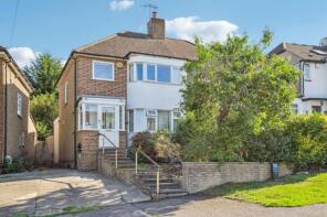 28, Ashfield Avenue, Bushey WD23 4HQ