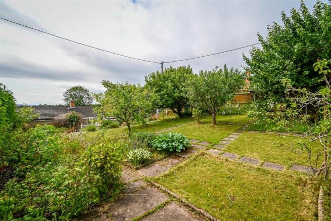 40 Ludlow Road-14.jpg