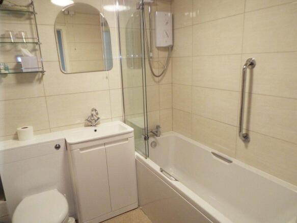 1 bed Flat to rent Image 6