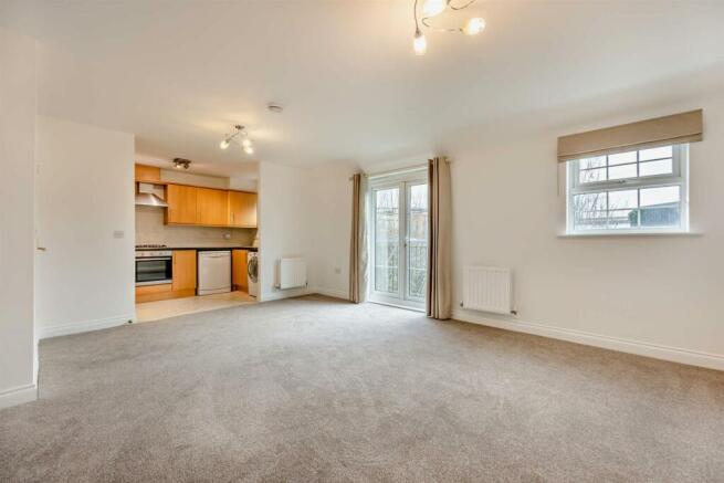 8580570-interior07-800.jpg