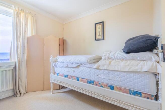 4 bed Detached for sale Image 11
